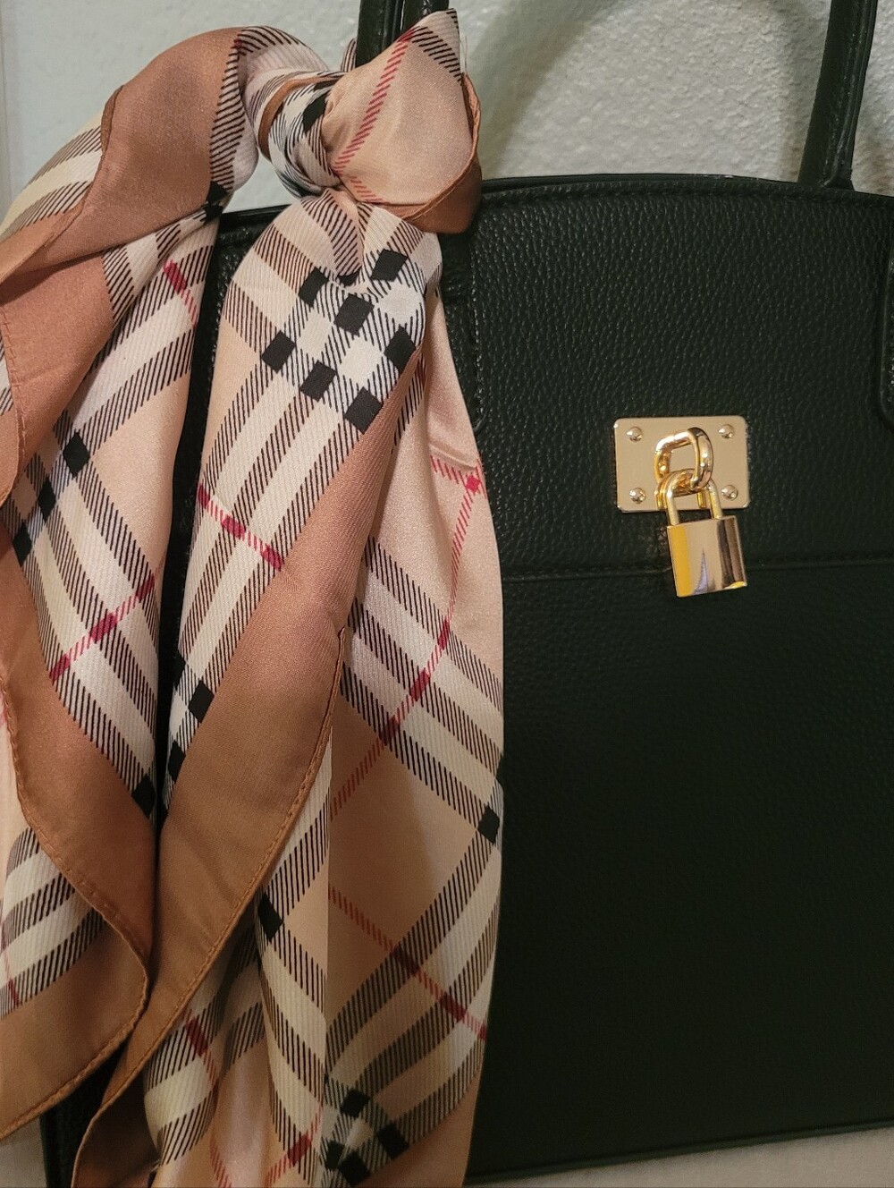 Luxury Fashion Bag - Picture 14 of 15